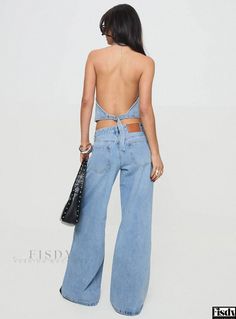 Fisdy - Pearl Isle Collection: Light Wash Denim Jeans Baggy Jeans Low Rise, Chic Jeans, Jeans Low Rise, Jeans Light Wash, Stylish Jeans, All Jeans, Jeans Low, Fleece Dress, Sweatshirt Set