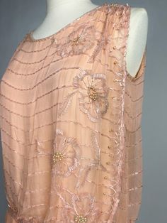 1920s Style Sleeveless Flapper Dress For Wedding, Sleeveless Flapper Dress For Spring Wedding, 1920s Sleeveless Wedding Flapper Dress, 1920s Sleeveless Flapper Wedding Dress, Luxury 1920s Summer Flapper Dress, Pink 1920's Dress, Vintage Silk Fitted Flapper Dress, Vintage Silk Flapper Dress, Luxury Vintage Beaded Flapper Dress