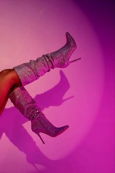 Fits With Boots, Boots Photoshoot, Trendy Fall Boots, Sparkly Boots, Heels Aesthetic, Velvet Dress Designs, Estilo Taylor Swift, Glam Photoshoot, Party Fits