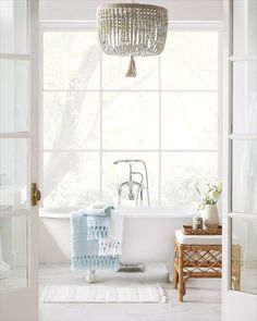 Must-Have Bathroom Essentials Serena And Lily Bathroom, Bath In Bathroom, Bathroom Bathmat, Best Bath Towels, Coastal Room, Charleston Homes, Spa Like Bathroom, Standing Bath, Serena And Lily