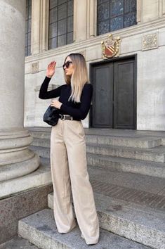 Beige Jeans Outfit, Beige Pants Outfit, Wide Leg Pants Outfit, Leg Pants Outfit, Beige Outfit, Casual Outfit Inspiration, Beige Pants