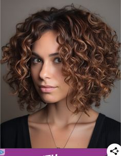 Curly Hair Medium Length, Medium Curly Hair, Curly Hair Dos, Celebrity Short Hair, Shoulder Length Curly Hair, Medium Length Curly Hair, Strawberry Blonde Hair Color, Bob Haircut Curly, Layered Curly Hair