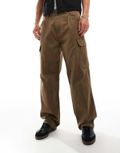 Pants & Chinos by Pull&Bear Cargo connoisseur Regular rise Belt loops Concealed fly Functional pockets Straight fit Straight Leg Cargo Pants, Brown Cargo Pants, Leopard Print Baby, Shorts Co Ord, Men Trousers, Winter Party Dress, Pull & Bear, Pantalon Cargo, Sweaters And Leggings