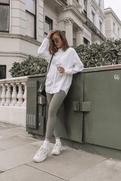 How To Style Oversized Shirts This Spring Style by Savina Shirt Styling Women, How To Style Oversized Shirt, Styling Women, Oversized Shirt Outfit, Shirt Styling, Dark Fairycore, Oversized Shirts, Classy Style