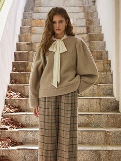 Composition : WOOL 90% and NYLON 10%Color : LIGTH TAUPE_S,LIGTH TAUPE_M,LIGTH TAUPE_LCountry of Origin : Republic of Korea Check Pants, Wide Leg, Composition, Wool, The Originals, Clothes For Women, Pants, Clothes, Color