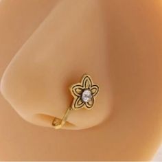 Nose Clip Ring- Flower Shaped Gold Tone Marcasite Nose Clip Ring With Cubic Zirconia In Middle Nwt Tray 17 Nose Clip, Ring Flower, Flower Shape, Womens Jewelry Rings, Cubic Zirconia, Gold Tones, Tray, Women Jewelry, Ring