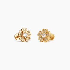 ✨ Enhance your style with the timeless elegance of this Gold Flower Stud Earring adorned with CZs. This exquisite earring features a delicate flower design, meticulously crafted with high-quality gold-plated metal and embellished with sparkling cubic zirconia stones, creating a captivating piece of jewelry that radiates beauty and sophistication. The flower symbolizes grace, beauty, and new beginnings, making this earring a meaningful accessory that celebrates nature's wonders. The intricate det Unique Gold Earrings, Cactus Necklace, Flower Earrings Gold, Everyday Wear Jewelry, Grace Beauty, Bar Necklace Personalized, Flat Back Earrings, Minimalist Flowers, Sakura Flower