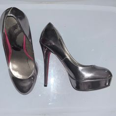 Chroma Silver Heels, Never Worn Silver Stiletto Heels, Shoes Silver, Hot Heels, Silver Heels, Silver Shoes, Shoe Dazzle, Stiletto Heels, Size 7, Heels