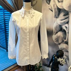 Anne Fontaine 100% Cotton Blouse Size 38 Elegant Spring Shirt For Daywear, Elegant Spring Shirt For Casual Wear, Spring Formal Feminine Shirt, Cotton Blouse, Cotton Blouses, Button Down Shirts, Button Down Shirt, Color White, Womens Tops