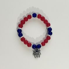 Trendy Spider beaded bling bracelet, handmade Charm Beaded Bracelet, Small Bead Bracelet, Beaded Stuff, Bracelet Design, Bead Charm Bracelet, Bracelet Handmade, Bracelet Designs, Pearl Bracelet, Bracelets For Men