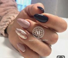 Unghie Sfumate, Shaped Nails, Different Nail Designs, Her Nails, Almond Shaped, Nail Polishes, Nail Decorations, Love Nails, Almond Nails