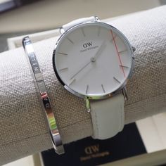 Brand New Authentic Daniel Wellington In Box, This Is Bundle With Classic White Strap 32mm Watch With Daniel Wellington Classic Silver Size Small Bracelet Ships In Original Box, Warranty, Manual And Accessories Of Spring Removal Daniel Wellington Petite, Small Bracelets, Classic Bracelets, Daniel Wellington, Classic White, Wellington, Original Box, Bundles, Women Jewelry