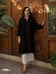 ✨This beautiful super stylish black cotton kurta  paired with Palazzo pant suit. For any kind of customization like Fabric/ Colour/ and size please message us  Care Instructions : Each product of ours is designed with highest quality standards and delicacy. Handle with care. Dry clean only. Unique Handcrafted Piece: Revel in the uniqueness of handmade fashion. Each set is a one-of-a-kind creation, showcasing the dedication and skill of our artisans. Own a piece that tells a story. Disclaimer: Co Black Cotton Lawn Suit For Work, Black Long Sleeve Lawn Suit For Work, Unstitched Black Cotton Sets, Traditional Cotton Lawn Suit For Work, Cotton Sets For Workwear And Eid, Elegant Black Cotton Lawn Suit, Fitted Cotton Lawn Suit For Work, Elegant Black Cotton Set, Black Straight Kurta Set In Cambric