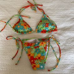 Never Worn Adorable Colorful Bikini! *New* Retro Green Swimwear For The Beach, Green Retro Triangle Top Swimwear, Vintage Green Swimwear For Summer, Vintage Green Summer Swimwear, Vintage Multicolor Swimwear For The Beach, Vintage Multicolor Swimwear For Beach, Retro Green Swimwear For Beach Party, Vintage Halter Neck Swimwear For Beach, Vintage Swimwear For Spring Beach Outing