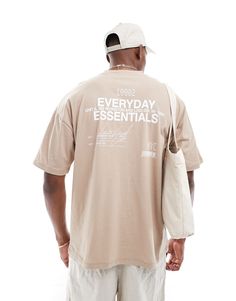 T-shirt by ASOS DESIGN When in doubt: wear a graphic tee Back print Crew neck Drop shoulders Oversized fit Beige Tshirt Design, Drop Shoulder Tshirt Design, Oversized Tshirt Outfit 2024, Tshirt Text Design, Tee Shirt Oversize, Converse Chuck Taylor White, Oversized Tees, Beige T Shirts