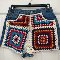 Nwt Farm Rio Crochet Shorts, Size Small Waist 26” Casual Cotton Shorts With Crochet Trim, Summer Crochet Bottoms For Festival, Crochet Summer Bottoms For Festivals, Summer Festival Crochet Bottoms, Crochet Festival Bottoms For Summer, Bohemian Crochet Shorts For Spring, Fitted Bottoms With Crochet Trim For Festival, White Crochet Bottoms For Festival, Casual Crochet Trim Short Bottoms