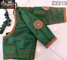 Copper Zari Aari Work Blouse Simple, Palaku Design Aari Blouse, Green Wedding Blouse Designs, Gold Work Blouse Designs, Green Aari Blouse Design, Green Blouse Aari Work Designs Simple, Aari Blouse Designs Latest Simple, Green Blouse Work Designs