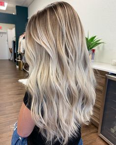 Blonde Summer Balayage, Long Blond Balayage, Cool Balayage Blonde, Hair Color Ideas Blonde Balayage, Blonde Hair With Balayage, Blonde Balayage On Long Hair, Blonde Hair Inspiration Balayage, Hair Color Blonde Balayage, Balayage With Highlights Blonde