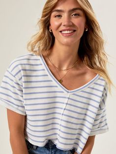 This comfy v-neck top is your summer go-to. Classic stripes and folded sleeves keep things casual. The shorter length is perfect for hot days, making this a versatile top for every day. Cute Fall Tops, Folded Sleeves, Preppy Tops, Flamboyant Natural, Altered State, Christmas Board, Candy Red, Lulu Fashion, Comfy Clothes