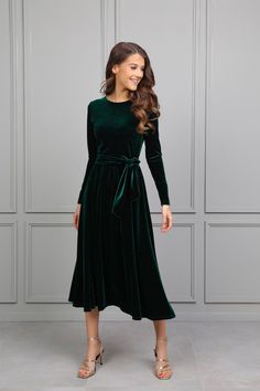 Dark Green Velvet Dress, Long Sleeve Elegant Dresses, Emerald Green Velvet Dress, Velvet Formal Dress, Dark Green Bridesmaid Dress, Evening Midi Dress, Velvet Bridesmaid Dresses, Dark Green Dress, Green Velvet Dress