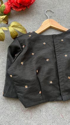 Simple Handwork Blouse Design, Black Blouse Designs For Saree, Black Embroidery Blouse, Black Saree Blouse, Blouse Handwork, Black Blouse Designs, 50 Blouse Designs, Worked Blouse, Ready Made Blouse