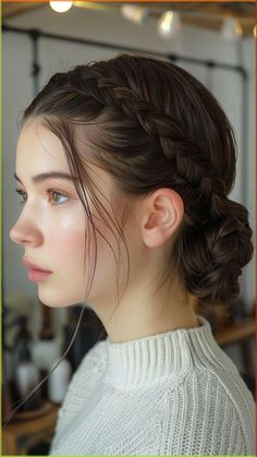 Formal Women Hairstyles, Black Hair Hairstyles Braids, Long Hair Hairstyles Women, Sleek Braid Hairstyles, Cute French Hairstyles, Stylish Buns For Long Hair, Hair Styles With Bun, Bun Hair Styling, Hairstyle For Bun