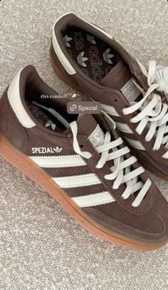 Brown Adidas Campus, Brown Shoes Outfit, Brown Adidas, Adidas Brown, Looks Adidas, Adidas Shoe