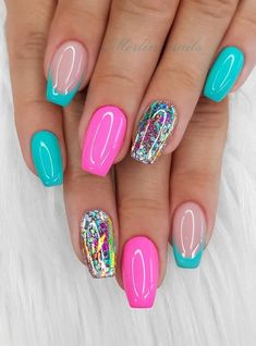 Nail Ideas For Cancun, Short Pink Nails, Cowboy Nails, Pretty Body, Pink Nail Art Designs, Green Nail