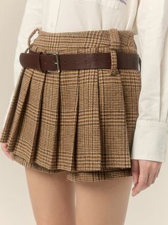 College Style Checked A-Line Pleated Skirt – Belchic Fall Skirts Mini, Light Academia Skirt, A Line Skirt Short, Blondie Lockes, Style Jupe, Brown Pleated Skirt, Garage Clothing, Fall School, 2024 Wishlist