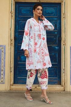 Blue straight kurta featuring botanical print with lace detailing. Paired with a co-ordinating salwar and lotus applique detailed dupatta. - Aza Fashions Lotus Applique, Salwar Pattern, Women Kurta, Straight Kurta, Kurta Set, Set Women, Botanical Print, Full Sleeves, Aza Fashion