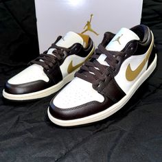 Brand New With Box Air Jordan 1 Low Shadow Brown With Extra Lace Sail In Color. Air Jordan 1 Low Brown, Jordan 1 Royal Blue, Jordan 1 Low Women, Jordan 1 Low Shadow, Jordan 1 Shadow, Nike Jordan 1 Low, Jordan 1 Royal, Jordan Low, Jordan Outfit