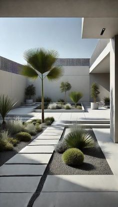 Modern Front Courtyard, Backyard Landscaping Modern, Entrance Aesthetic, Patio Edging, Modern Garden Landscaping, Contemporary Backyard, Modern Front Yard Landscaping, Slate Tiles, Beautiful Exterior