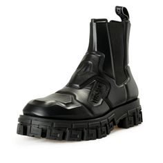 Versace Men's Black 100% Leather Logo Print Chelsea Motorcycle Boots Shoes Product Details Retail Value: $1195.00 This Is Authentic Versace Men's Black 100% Leather Logo Print Chelsea Motorcycle Boots Shoes Sku: Longshoes-6984 Country/Region Of Manufacture Italy Model: 1011422 1a08575 1b000 Material: 100% Leather Shaft: 6.25" Luxury Leather Shoes With Vibram Sole, Black Chelsea Boots With Lug Sole In Calf Leather, Black Calf Leather Chelsea Boots With Lug Sole, Luxury Black Boots With Vibram Sole, Black Leather Chelsea Boots For Streetwear, Luxury Chelsea Boots With Lug Sole In Calf Leather, Luxury Calf Leather Chelsea Boots With Lug Sole, Luxury Black Streetwear Boots, Black Calf Leather Shoes With Vibram Sole