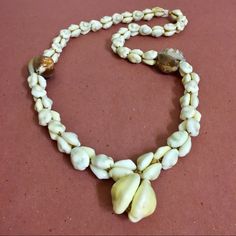 Natural Sea Shell Long Strand Necklace 28” Long /Around The Circle New / Unused Thank You For Visiting. Adjustable White Nature-inspired Necklace, White Adjustable Nature-inspired Necklace, Vintage Handmade Cream Jewelry, Nature-inspired White Beaded Jewelry, Adjustable Vintage Beige Necklace, Vintage Adjustable Beige Necklace, Vintage Handmade Beige Jewelry, Vintage Beige Adjustable Necklace, Artisan Beige Necklace For Gift