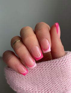 Pink Tip Nails, Unghie Sfumate, Custom Press On Nails, Smink Inspiration, Simple Gel Nails, Summery Nails, Girly Acrylic Nails, Pink Nail Designs, Nail Swag