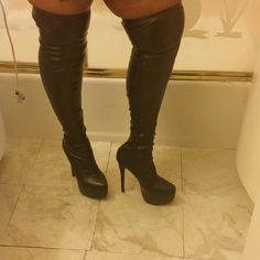 Never Wore Stretch Flux Leather. Fits Small, I Wear A Size 9 And The 10 Fits Perfect! Leather Fits, 6 Inch Heels, Knee Length Boots, Shoes Brand, Over The Knee Boots, Over The Knee, Shoe Brands, Over Knee Boot, Knee Boots