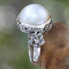 Pearl and Sterling Silver Floral Ring - Bridal Moon | NOVICA Pearl Cocktail Ring, White Pearl Ring, Jewelry Wishlist, Moon Vintage, Silver Pearl Ring, Silver Flower Ring, Pearl Rings, Womens Ring, Sterling Silver Flowers