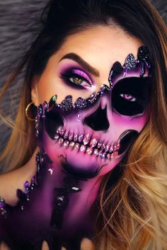 43 Cool Skeleton Makeup Ideas to Try for Halloween | Page 3 of 4 | StayGlam Cool Skeleton Makeup, Skull Face Paint, Creepy Makeup, Cool Skeleton