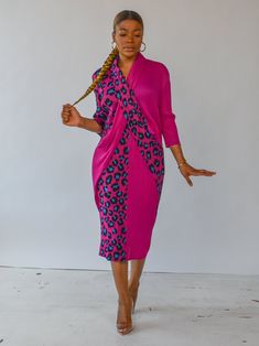 This V neck collar half Cheetah print and half solid colored Midi dress gives Class, elegance, and chic. Belt not included Fits size S-XXL (has great stretch) Need an elegant and effortless look? This is it! Style with flats, or heels. Accentuate with belt for a cinch look Length 51 inches Model is 5'2 and a size small Your browser does not support our video. Material & Style Loose fit Polyester Shipping and Returns Information WE SHIP WORLDWIDE PROCESSING TIME All orders are processed, verified Chic Leopard Print V-neck Midi Dress, Elegant Leopard Print V-neck Midi Dress, Elegant Leopard Print Midi Dress For Evening, Chic Leopard Print Midi Dress, Chic Fitted Leopard Print Midi Dress, Chic V-neck Leopard Print Midi Dress, Elegant V-neck Leopard Print Midi Dress, Leopard Print Dress For Spring Workwear, Leopard Print Spring Dresses For Work