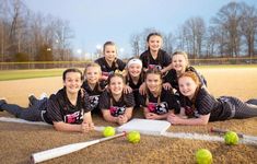 Softball Team Photo Ideas, Softball Photoshoot, Travel Softball, Sports Banners, Softball Photos, Softball Drills