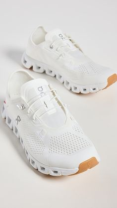 Alo Shoes, On Cloud Outfit, On Clouds Shoes, Adventure Clothes, On Cloud Shoes, 2024 Shoes, Cute Golf Outfit, On Cloud 5, Womens Workout Shoes