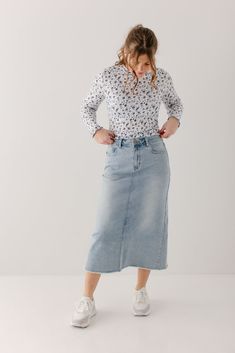 Trendy Mid-rise Denim Skirt For Spring, High Rise Fitted Denim Skirt For Spring, Fitted High Rise Denim Skirt For Spring, Spring Denim Skirt For Day Out, Spring Day Out Denim Skirt, Denim Skirt For Spring, Spring Relaxed Fit Denim Skirt, Casual Medium Wash Denim Skirt For Spring, Trendy Relaxed Fit Denim Skirt For Spring