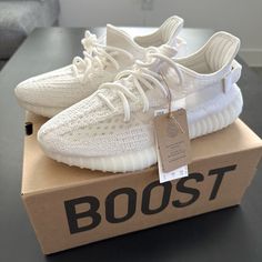 New With Tag And Box! Receipt Of Purchase At Adidas Store Provided Article Number: Hq6316 Size: 6 (Men) / 7 (Women) Adidas Shoes Mens Outfits, Photographie Indie, Sneaker Heads, Off White Sneakers, White Fashion Sneakers, Adidas Store, Adidas Shoes Mens, Air Plane, Cute Nike Shoes