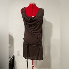 Y2k Nwt Brown Sleeveless Gucci Mini Tunic Dress. Rope Drop Waist Detail. Side Zipper. Gucci Fitted Mini Dress For Night Out, Gucci Summer Dress For Night Out, Elegant Sleeveless Gucci Mini Dress, Sleeveless Gucci Cocktail Dress, Gucci Fitted Dress For Night Out, Fitted Gucci Dress For Night Out, Gucci Sleeveless Cocktail Dress, Chic Gucci Sleeveless Dress, Fitted Sleeveless Gucci Mini Dress