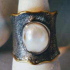 **New Price Drop!** Mabe Freshwater Pearl Set In Oxidized Sterling Silver With Gold Trim! Adjustable Vintage Silver Pearl Ring, Vintage Adjustable Silver Pearl Ring, White Hammered Jewelry For Anniversary, White Vintage Jewelry For Everyday Wear, Vintage White Jewelry For Everyday Wear, Vintage White Jewelry For Everyday, Vintage Silver Hammered Rings, 6 Rings, New Price