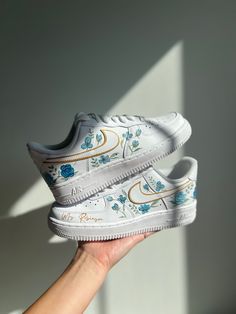 Wedding shoes
Wedding nikes
Nike af1 custom
Custom nikes
Wedding sneakers
Painted sneakers 
Floral painting
Flower painting 
Navy flowers
Blue flowers
Blue wedding
Navy wedding 
Wedding gift
Engagement gift 
Engagement photos
Wedding photos
Nike fashion Custom Air Forces, Custom Shoes Nike, Blue Roses Wedding, Nike Shoes Blue, Just Got Engaged, Painting Shoes, Light Blue Shoes, Bridal Sneakers, Painted Nikes