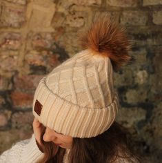 Cashmere real fur pom pom beanie Knit hat cozy and super Beige Women Winter Hat, Fur Pom Pom Beanie, Fur Pom Pom Hat, Cashmere Hat, Cashmere Beanie, Cozy Hat, Soft Feeling, Wool Wash, Women's Beanie