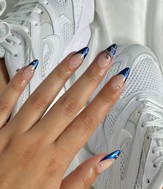 Chrome blue French tip nails with nail charms and rhinestones Chrome Nails Silver, Chrome French, Blue And Silver Nails, Blue Chrome Nails, Colourful Nails, Girly Acrylic