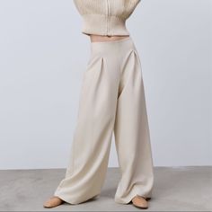 New With Tags. Size Small Chic Solid Color Wide-leg Pants, Spring Wide Leg Versatile Dress Pants, Versatile Wide Leg Spring Dress Pants, Spring Wide Leg Dress Pants, Versatile Wide-leg Spring Dress Pants, Spring Versatile Relaxed Fit Dress Pants, Relaxed Fit Full Length Dress Pants For Spring, Versatile Full Length Pants For Spring, Versatile Full Length Spring Pants