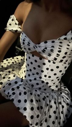 Cute Homecoming Dresses, Look Vintage, Polka Dot Pattern, Fashion Killa, Polka Dot Dress, Fancy Dresses, Girly Girl, Dot Dress, Mini Dress Party